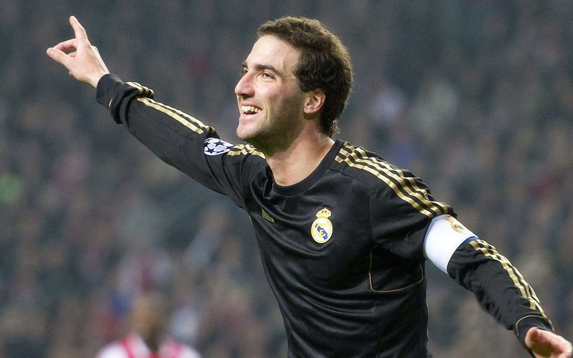 国际体育论坛探讨未来发展新趋势，国际体育产业发展报告