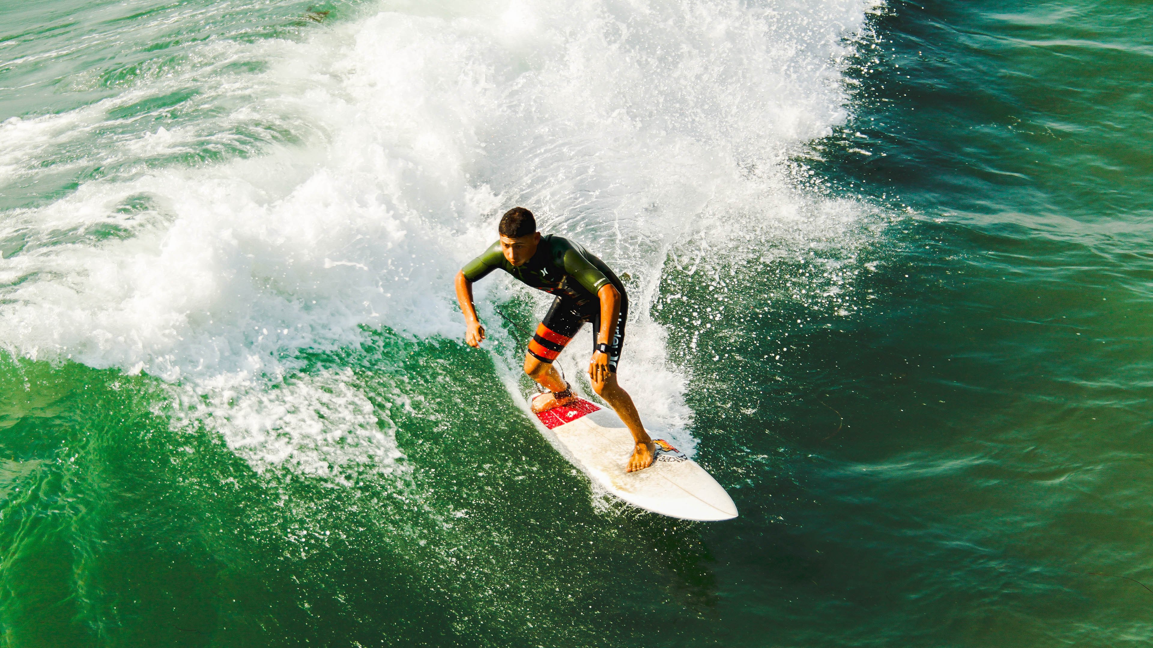 史诗逆转：从20分落后到逆转获胜的经典！，逆转的比赛